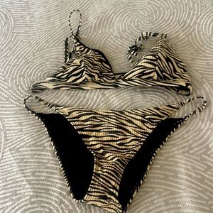 Bathing suit